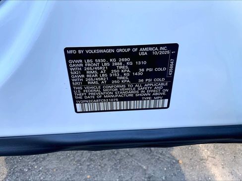 New 2026 Volkswagen Atlas SEL Premium R-Line AWD/4WD image 18