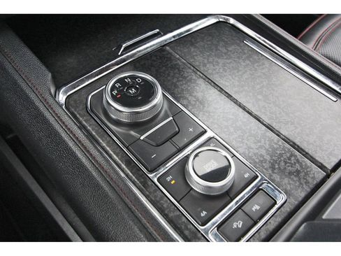 Used 2022 Ford Expedition Max Limited image 27