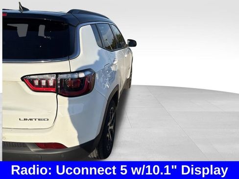 Used 2024 Jeep Compass Limited AWD/4WD image 5