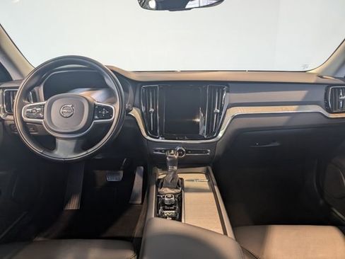 Used 2021 Volvo V60 T5 Cross Country w/ Protection Package image 15