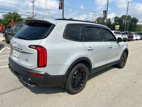 Used 2022 Kia Telluride EX w/ EX Premium Package AWD/4WD image 6