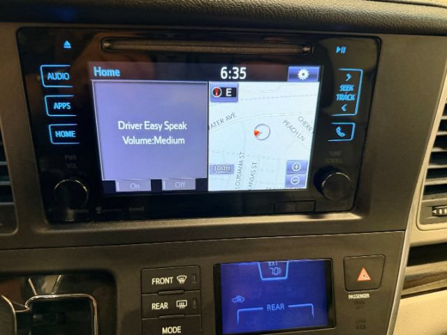 Used 2017 Toyota Sienna XLE w/ XLE Navigation Package FWD image 25