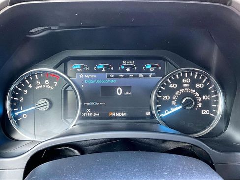 Used 2018 Ford F150 Lariat image 14