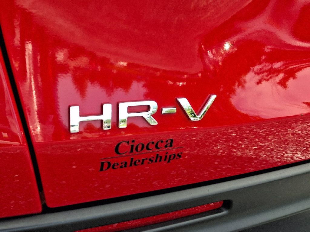 Used 2024 Honda HR-V Sport image 29