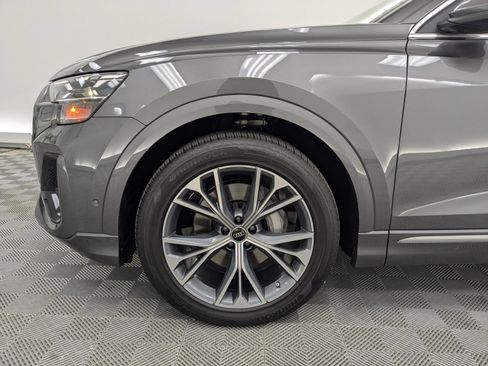 Used 2025 Audi Q8 Prestige image 22