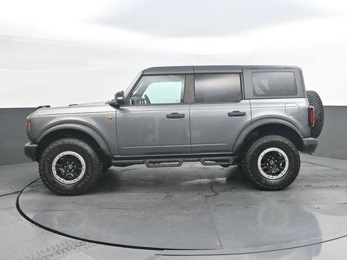 Used 2023 Ford Bronco Badlands w/ Sasquatch Package AWD/4WD image 2