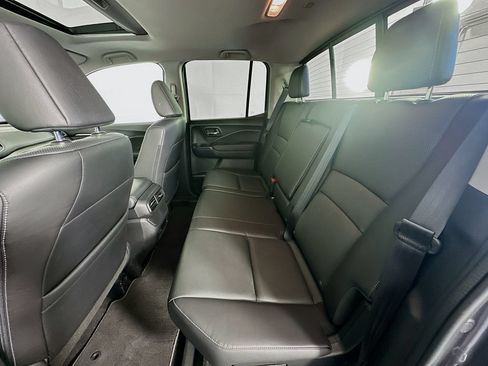 Certified 2025 Honda Ridgeline RTL image 24