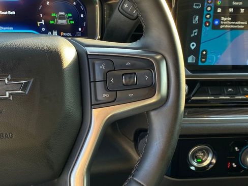 Used 2023 Chevrolet Silverado 1500 RST AWD/4WD image 15