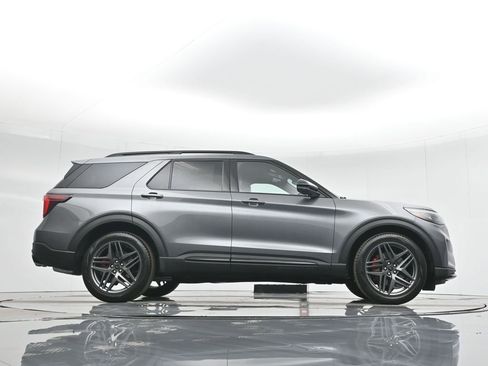 New 2025 Ford Explorer ST w/ Sun And Sound Package image 34