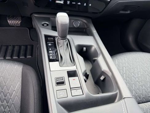 New 2026 Nissan Sentra SV w/ Floor Mat Package FWD image 22