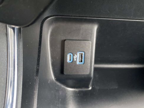 Used 2022 Ford F150 XLT w/ Equipment Group 302A High image 25