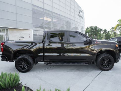 Used 2020 Chevrolet Silverado 1500 Custom Trail Boss AWD/4WD image 11