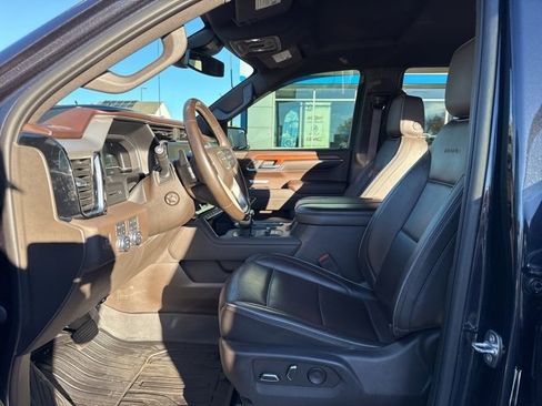 Used 2023 GMC Sierra 1500 Denali image 12