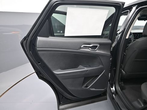 New 2026 Kia Sportage LX AWD/4WD image 29