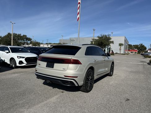 Used 2023 Audi Q8 Premium Plus w/ Premium Plus Package image 4