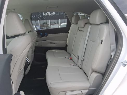 New 2026 Kia Sorento EX FWD image 18