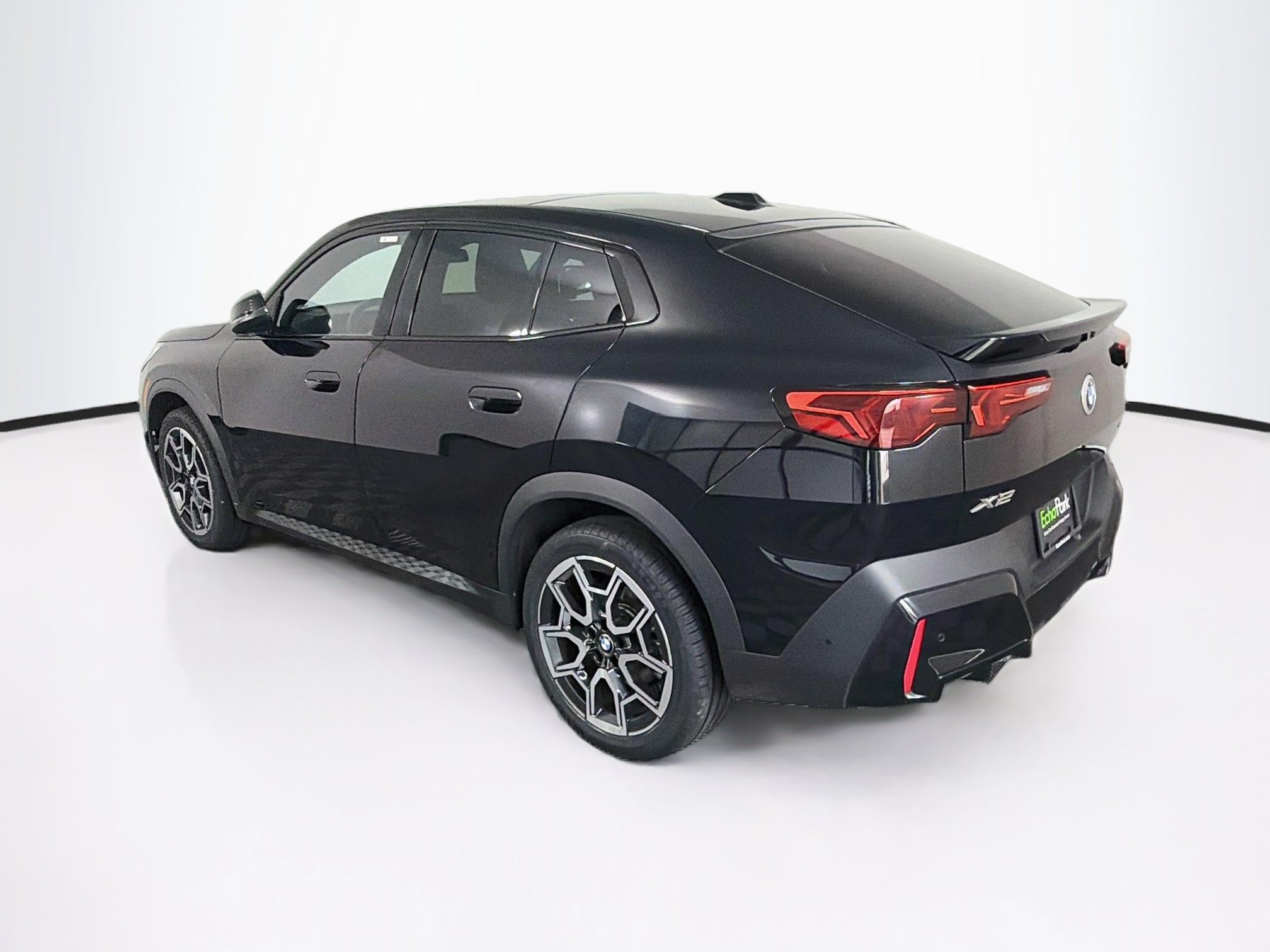 Used 2026 BMW X2 xDrive28i AWD/4WD image 5