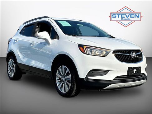 Used 2019 Buick Encore Preferred FWD image 1