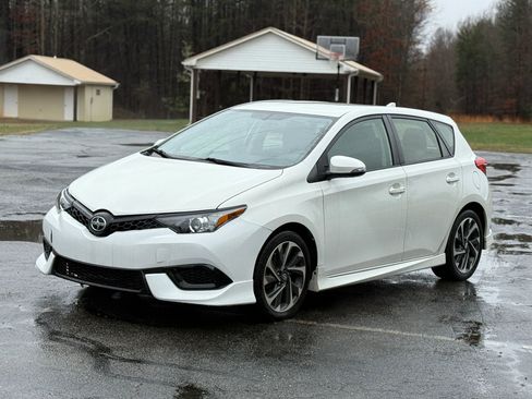 Used 2016 Scion iM image 7