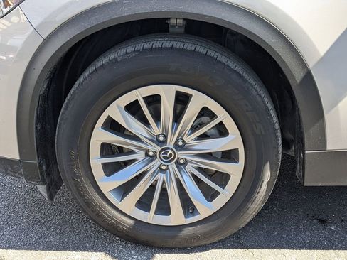 Used 2024 MAZDA CX-90 3.3 Turbo w/ Preferred Plus image 27