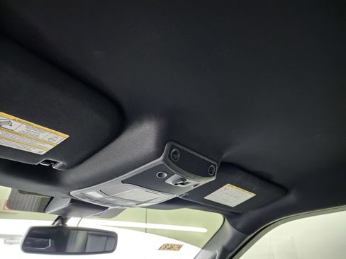 Used 2022 Ford F250 Lariat image 13