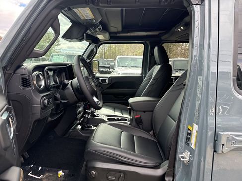 New 2026 Jeep Wrangler Sahara image 19