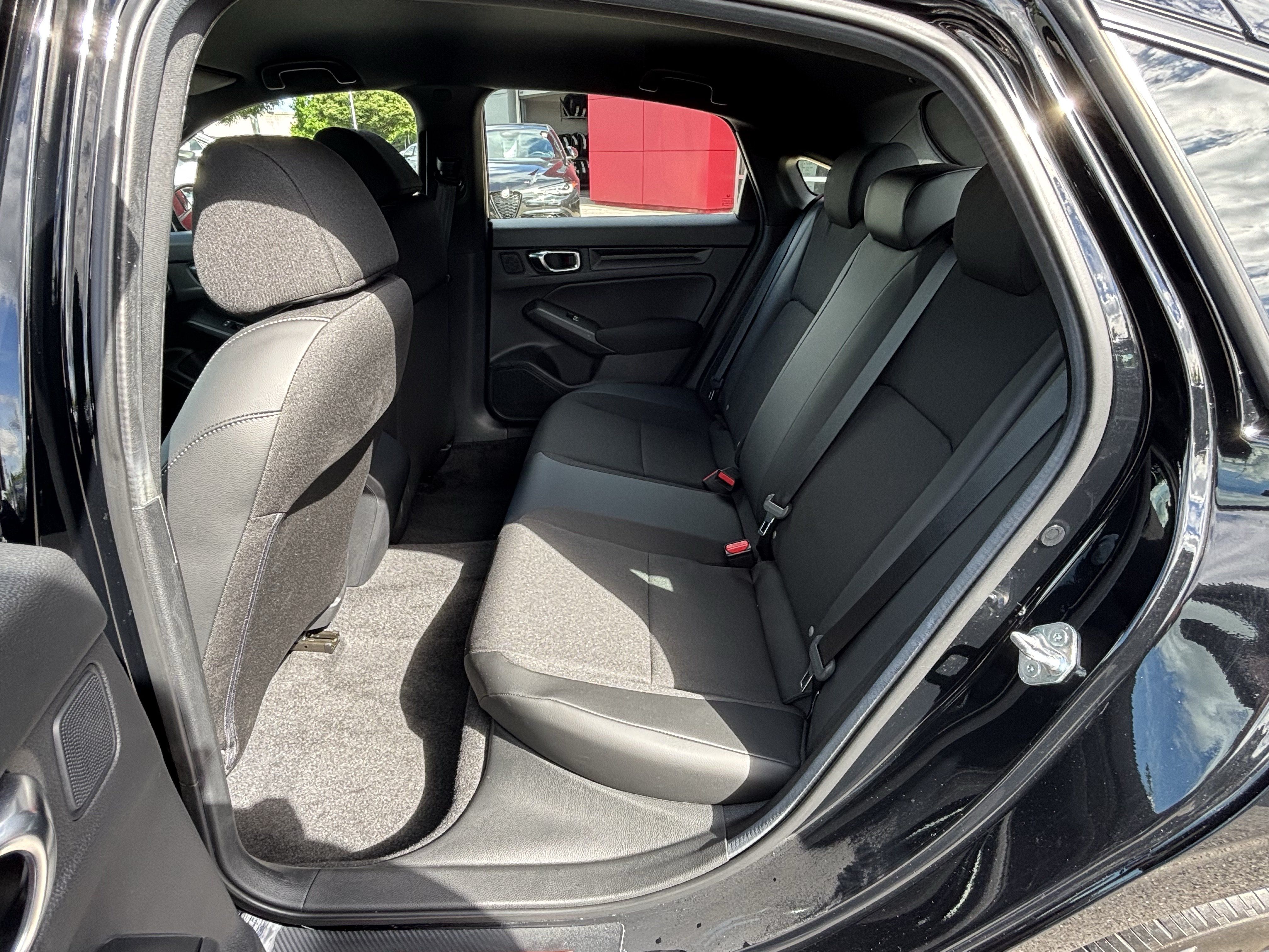 Used 2025 Honda Civic Sport image 36