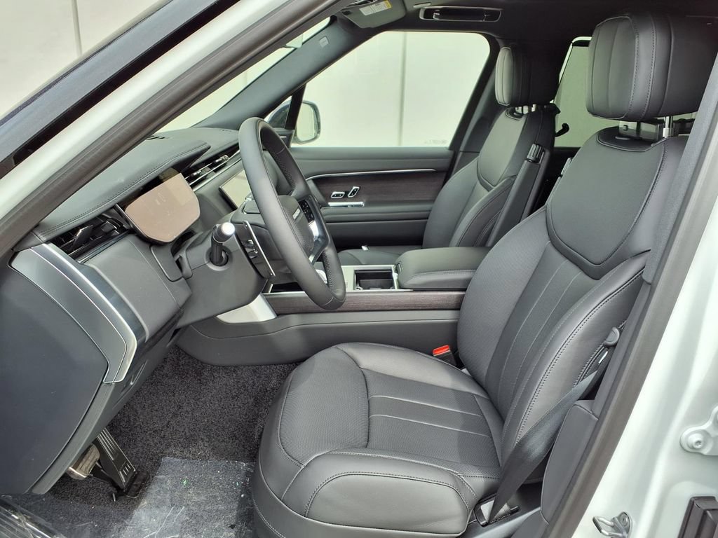 New 2026 Land Rover Range Rover Long Wheelbase SE AWD/4WD image 10