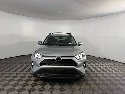 Used 2025 Toyota RAV4 XLE Premium image 8