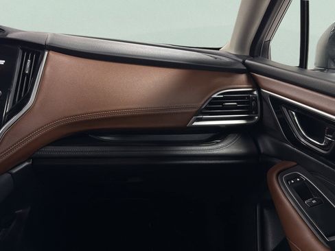 Used 2020 Subaru Outback Touring image 40