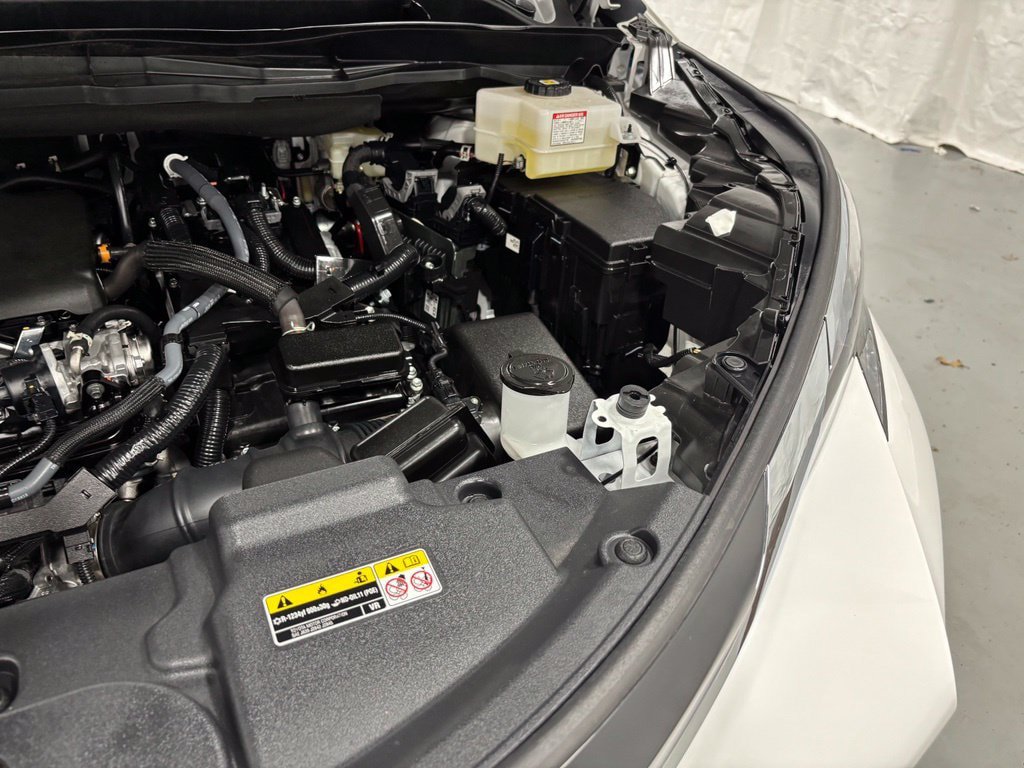 Used 2026 Toyota Sienna LE FWD image 75