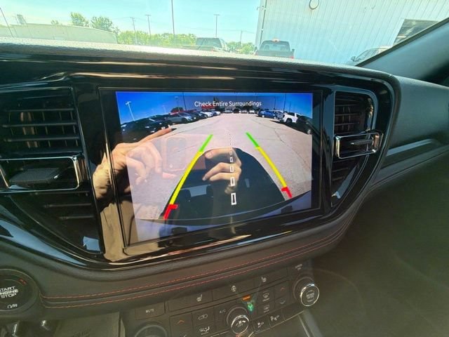 Used 2023 Dodge Durango GT AWD/4WD image 17