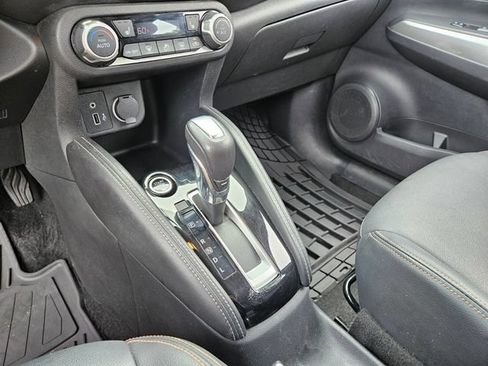 Used 2019 Nissan Kicks SR w/ SR Premium Package FWD image 24