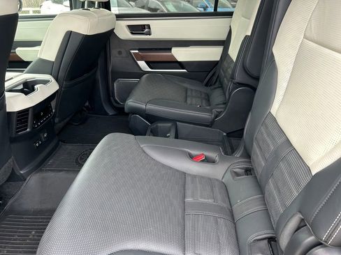 Used 2024 Toyota Sequoia Capstone AWD/4WD image 18