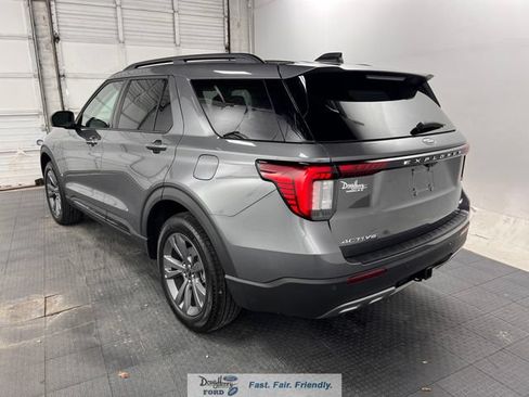 New 2026 Ford Explorer Active w/ Active Comfort Package AWD/4WD image 8