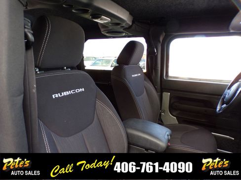 Used 2014 Jeep Wrangler Rubicon w/ Connectivity Group image 18