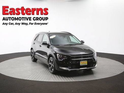 Used 2023 Kia Niro EX Touring FWD image 48