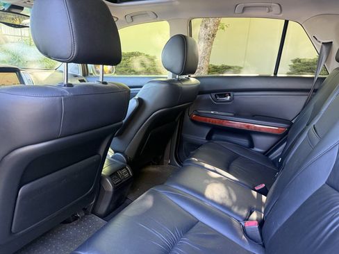 Used 2004 Lexus RX 330 FWD image 12