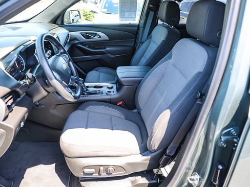 Used 2023 Chevrolet Traverse LT FWD image 10