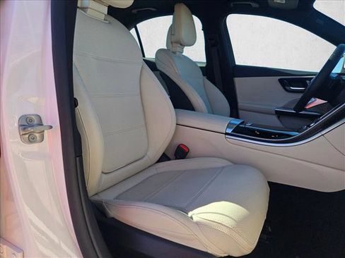 Certified 2025 Mercedes-Benz C 300 Sedan image 21