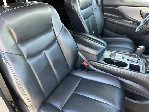 Certified 2023 Nissan Murano SV w/ SV Midnight Edition Package image 10