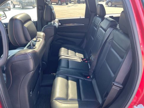 Used 2020 Jeep Grand Cherokee Trailhawk w/ Trailhawk Luxury Group AWD/4WD image 13