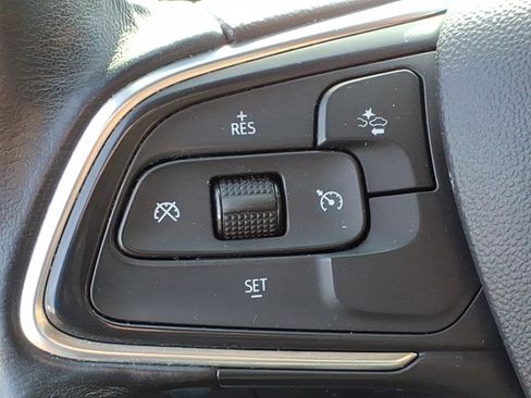 Certified 2022 Buick Encore GX Preferred w/ Cold Weather Comfort Package image 17