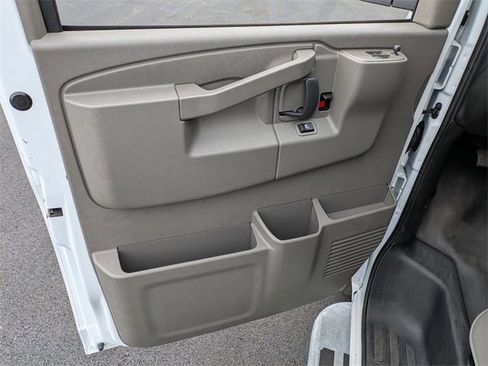 Used 2023 Chevrolet Express 2500 w/ Driver Convenience Package image 6