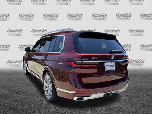 Used 2025 BMW X7 xDrive40i w/ Premium Package AWD/4WD image 8