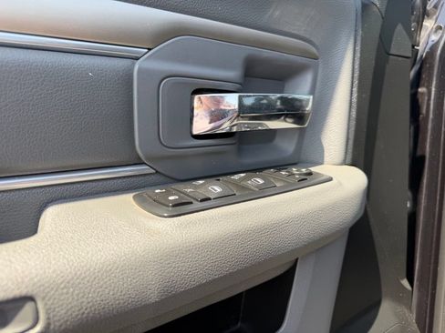 Used 2017 RAM 1500 Big Horn AWD/4WD image 25