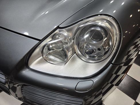 Used 2006 Porsche Cayenne Turbo S image 41