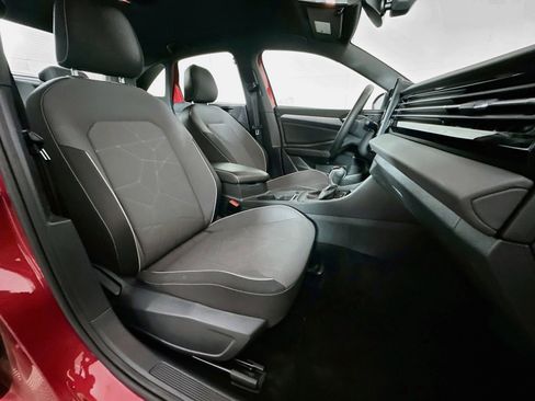 Used 2025 Volkswagen Jetta Sport FWD image 29
