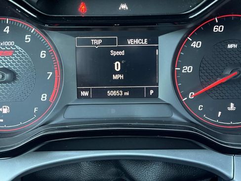 Used 2024 Chevrolet Trax RS w/ Driver Confidence Package FWD image 16