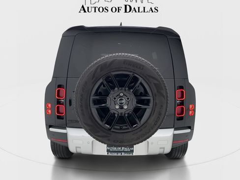 Used 2025 Land Rover Defender 110 S AWD/4WD image 9